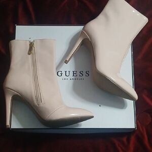GUESS Women's Cream Ankle Boots